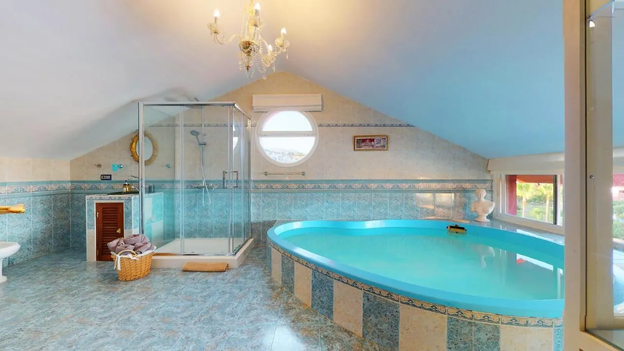 Majestic Villa By The Beach Heated Private Pool & Jacuzzi Benalmádena 0*,