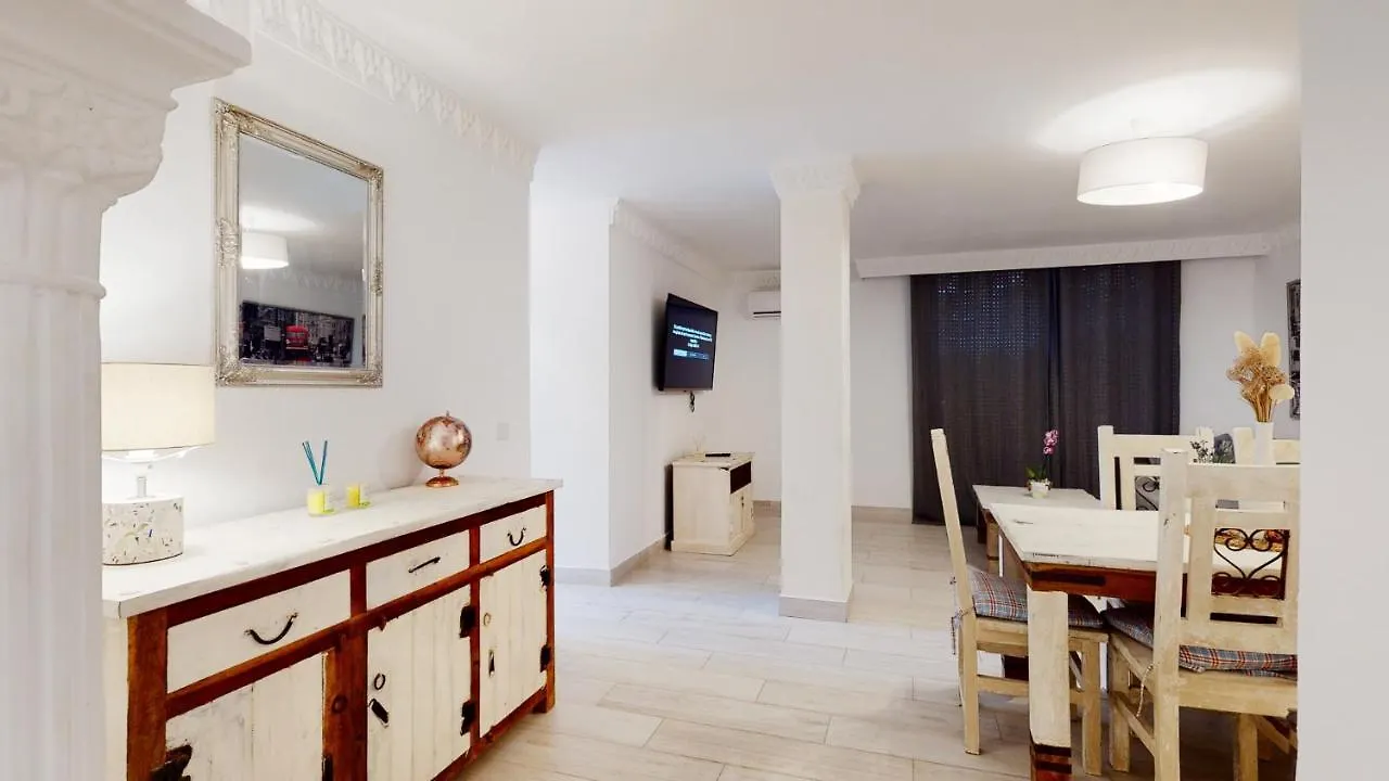 Majestic Villa By The Beach Heated Private Pool & Jacuzzi Benalmádena