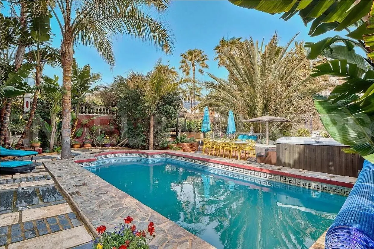 Majestic Villa By The Beach Heated Private Pool & Jacuzzi Benalmádena