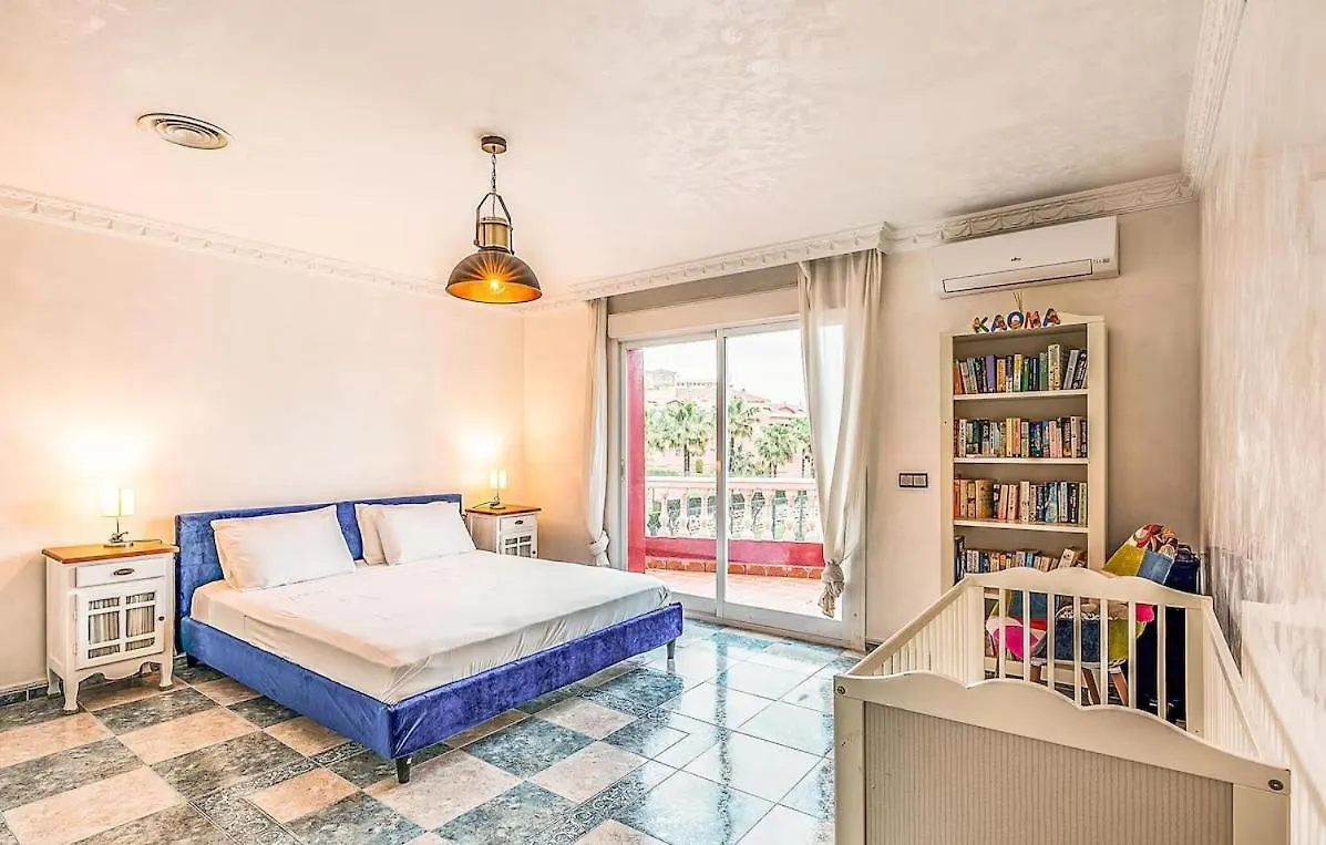 Majestic Villa By The Beach Heated Private Pool & Jacuzzi بينالماذينا